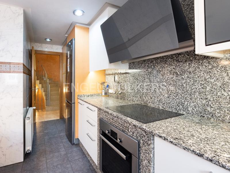 Foto 94f656db-8631-45ea-807c-3039f72a4047. Maison avec chauffage parking dans Centro puerto Sagunt