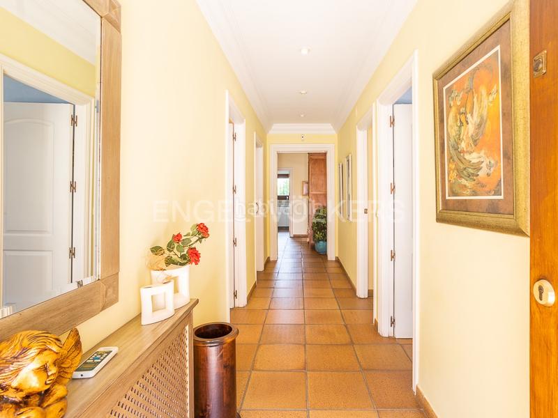 Foto c148d302-89d4-4570-a7fb-3bd2ca215cfa. Casa chalet independiente en suelo urbano en Ondara