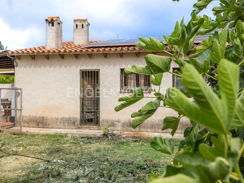 Foto db1c8f5a-8ead-4deb-ab4a-05c9f8279fb8. Casa chalet independiente en suelo urbano en Ondara