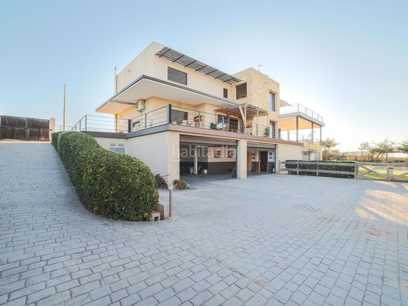 Foto a17492e6-db00-494e-a93c-5ef9d2e05e42. Haus mit heizung parking pool in Los Pinares-La Masia Bétera