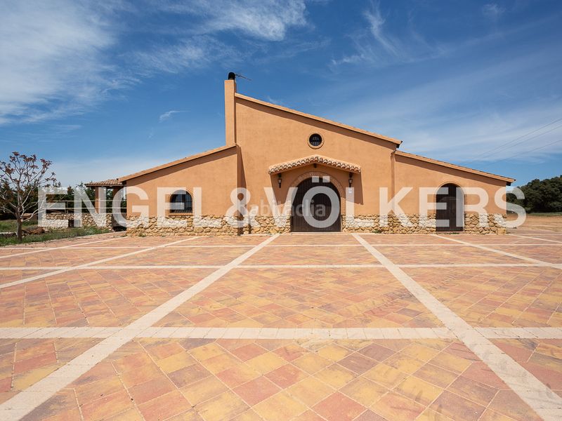 Foto c46d635c-6b13-40cb-a68f-3cd66d650139. Casa amb calefacció piscina a Chinchilla de Monte - Aragón
