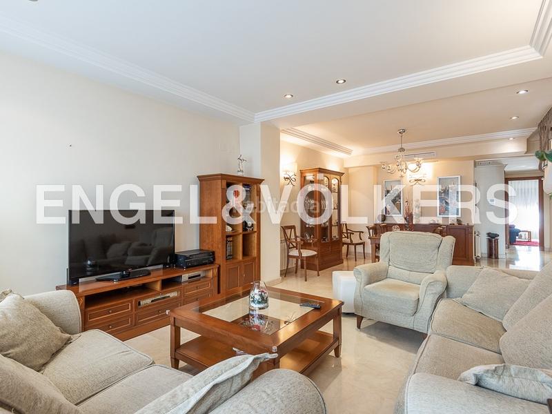 Foto ea0a2e3f-8549-4478-ba53-2de12fa7d47c. Casa amb calefacció aparcament a Vall d´Uixó (la)