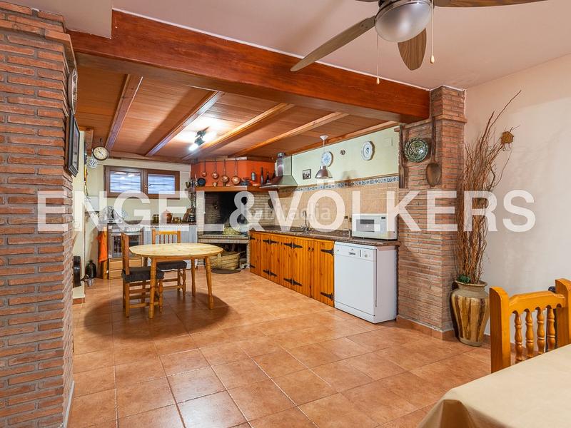 Foto f0aba92b-646f-41ed-9c8d-8514ec18f0bf. Casa amb calefacció aparcament a Vall d´Uixó (la)