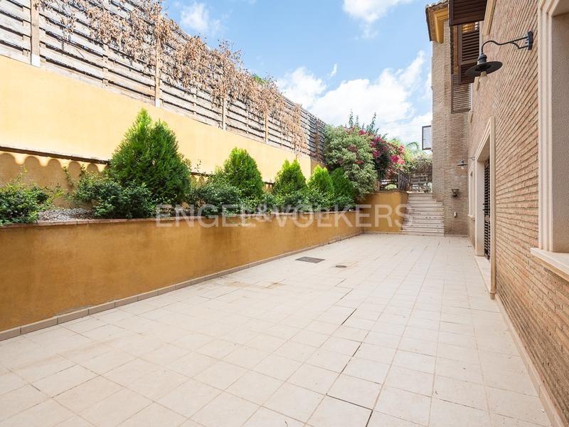 Foto 1f10c767-95d2-4401-82dc-a5a864cc0c44. Casa con riscaldamento parcheggio piscina in Torre en Conill-Cumbres de San Antonio Bétera