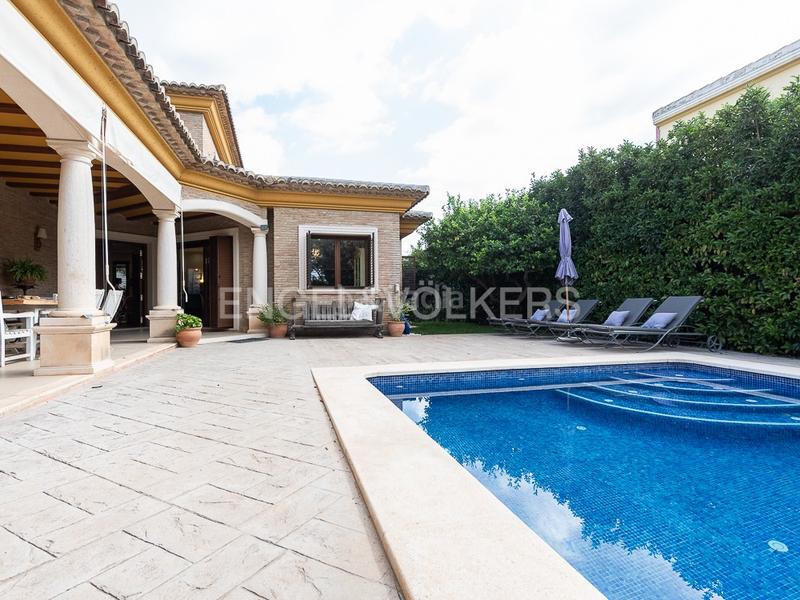 Foto 767de4c1-4a2e-45c8-8509-04b42ab91b8c. Casa con riscaldamento parcheggio piscina in Torre en Conill-Cumbres de San Antonio Bétera