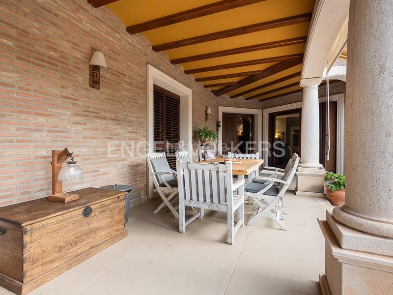 Foto 77a56408-6ef0-48fc-925c-7e82d9b7b236. Casa con riscaldamento parcheggio piscina in Torre en Conill-Cumbres de San Antonio Bétera