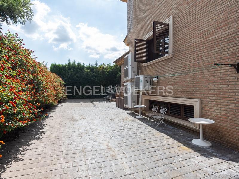 Foto b91775f1-76a5-411f-8c28-ad0a3bd73c8b. Casa con riscaldamento parcheggio piscina in Torre en Conill-Cumbres de San Antonio Bétera