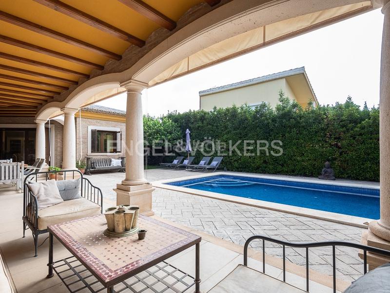Foto d4aeea01-45e0-4232-b764-705dd0178fc8. Casa con riscaldamento parcheggio piscina in Torre en Conill-Cumbres de San Antonio Bétera