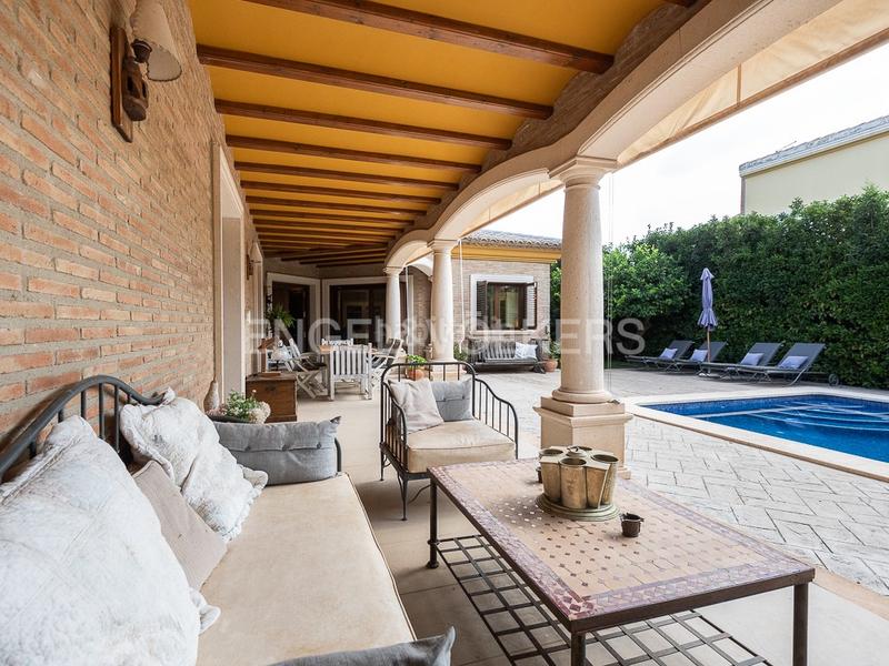 Foto e1e30a24-f46e-4f90-9d7f-73680b7f9c63. Casa con riscaldamento parcheggio piscina in Torre en Conill-Cumbres de San Antonio Bétera