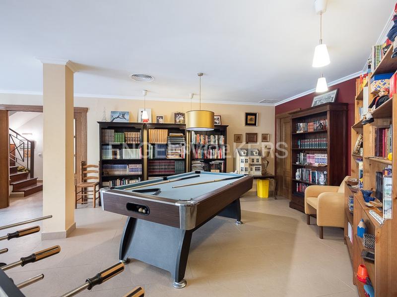 Foto e8164e39-4fb4-4d90-825a-68f47a82ed2d. Casa con riscaldamento parcheggio piscina in Torre en Conill-Cumbres de San Antonio Bétera