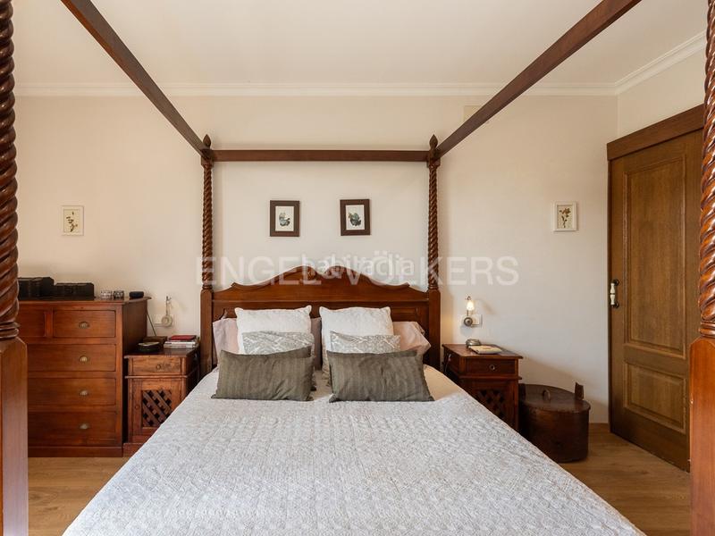Foto ec4315b5-ec9b-4f10-a2cc-b8255228b56e. Casa con riscaldamento parcheggio piscina in Torre en Conill-Cumbres de San Antonio Bétera