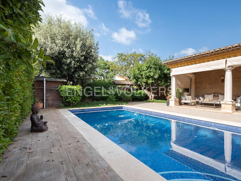 Foto fac026fc-a72a-433f-9199-f0a20168e2af. Casa con riscaldamento parcheggio piscina in Torre en Conill-Cumbres de San Antonio Bétera