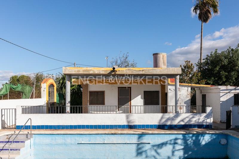 Foto 112de860-0870-426f-a65d-87d497c76dc0. Masia amb calefacció piscina a Guadassuar