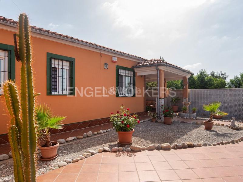 Foto 7d83f75f-6a9d-4284-9752-af113e330932. Maison avec chauffage parking dans Madrigal Villarreal / Vila - real