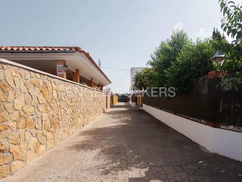 Foto b4f6dc92-8ab6-48b9-a10e-d7560ef9f706. Maison avec chauffage parking dans Madrigal Villarreal / Vila - real