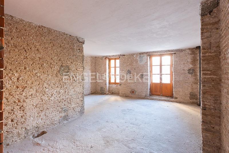 Foto 58f14db9-3536-4e9a-b2e8-1bf0fce0f2a4. Apartament amb calefacció a El Carme Valencia