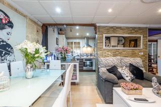Casa a Centro Ciudad. Casa de tres plantas en jávea centro