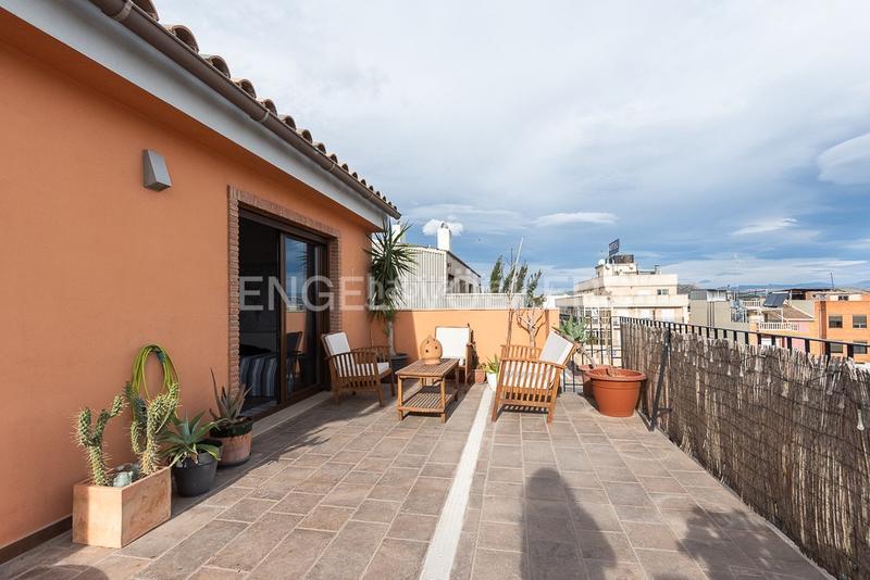 Foto 0c17d6c5-6df7-4913-8f30-df73752e6211. Casa vivienda con excelentes instalaciones. en Avenida de Abril-9 de Octubre Sagunt