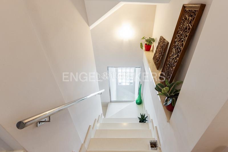 Foto 0c259fb5-2801-4fc3-b515-ff6871484558. Casa vivienda con excelentes instalaciones. en Avenida de Abril-9 de Octubre Sagunt