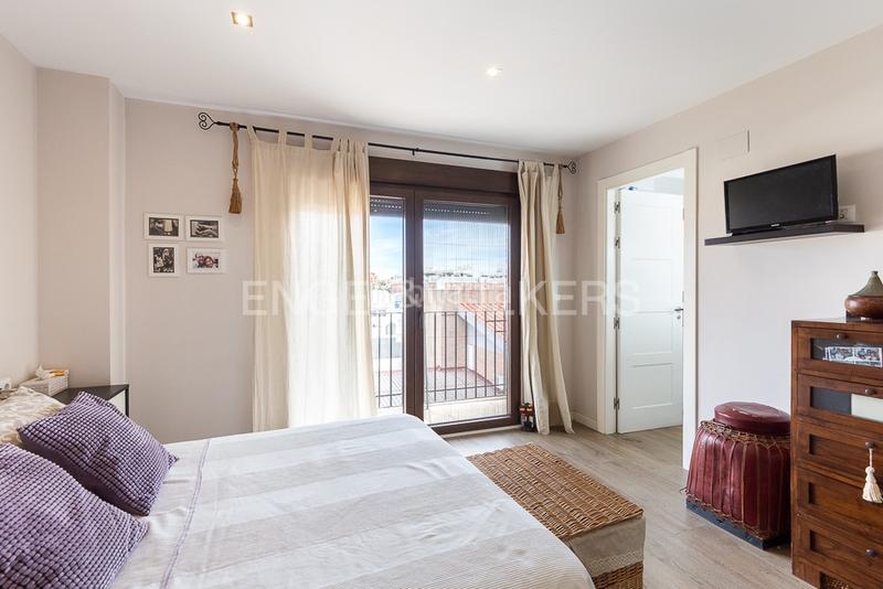 Foto 1877c3c9-f4be-4065-8ae5-a5777627e7bb. Casa vivienda con excelentes instalaciones. en Avenida de Abril-9 de Octubre Sagunt