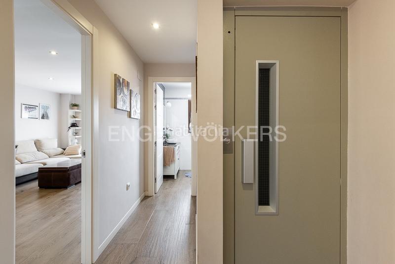 Foto 24a4f21e-5b22-45de-824d-098d6952c73c. Casa vivienda con excelentes instalaciones. en Avenida de Abril-9 de Octubre Sagunt