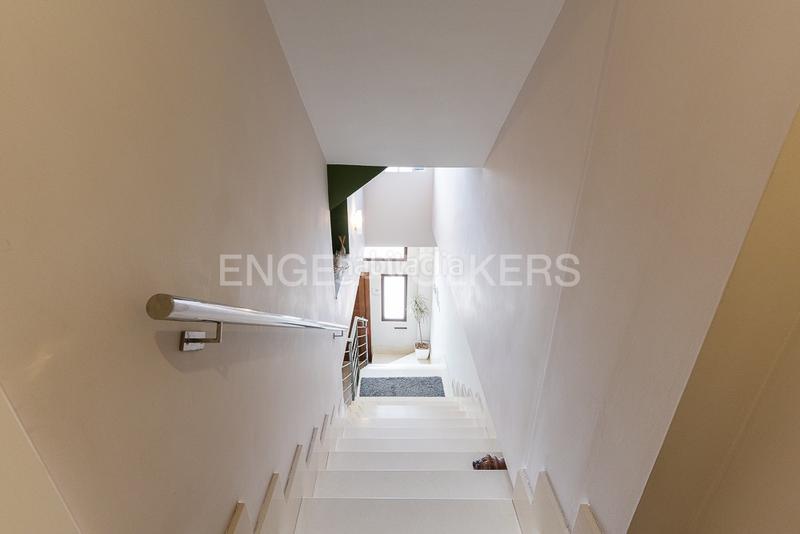 Foto 3e113d98-4acf-45c9-a177-4b529a9d50e3. Casa vivienda con excelentes instalaciones. en Avenida de Abril-9 de Octubre Sagunt