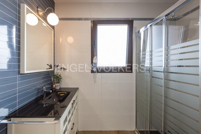 Foto 959ce87d-3010-4b36-a65c-fd20beb42d21. Casa vivienda con excelentes instalaciones. en Avenida de Abril-9 de Octubre Sagunt