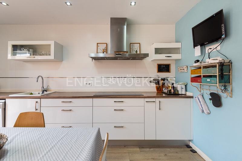 Foto 98708b83-1589-493c-b064-3169b6572739. Casa vivienda con excelentes instalaciones. en Avenida de Abril-9 de Octubre Sagunt