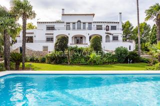 Casa  Los almendros. Espectacular villa de lujo en montepego