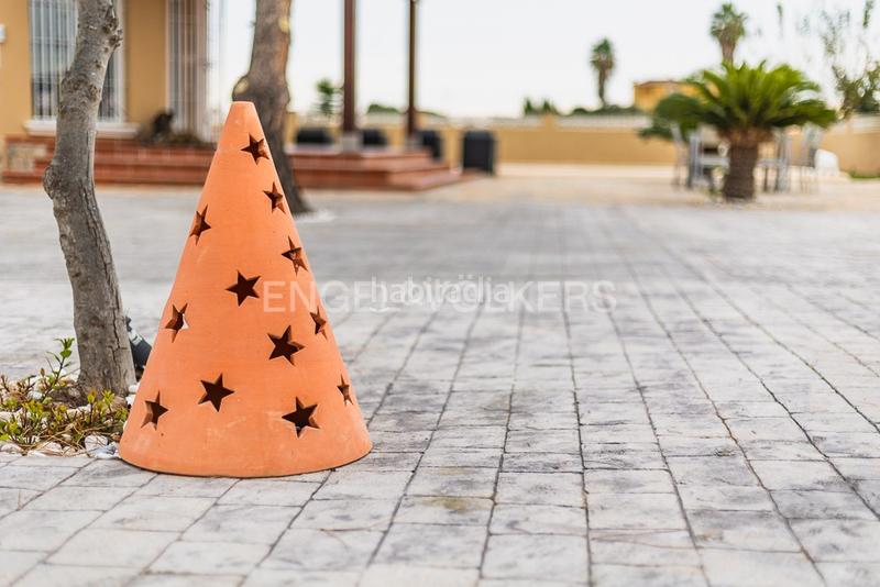 Foto cf71aaee-68d2-4fb9-bacd-2f5457ab1c57. Alquiler masía chalet independiente en denia para temporadas cortas en Dénia