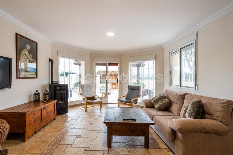 Foto c26632ef-805e-4e71-a351-8aa1171d4491. Rent country house with heating parking pool in Centro Urbano Dénia