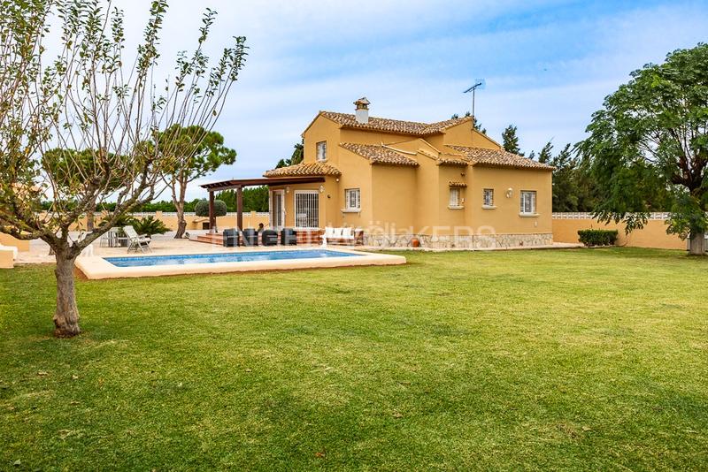 Foto de456e45-d11b-4819-bcf1-726269471882. Rent country house with heating parking pool in Centro Urbano Dénia