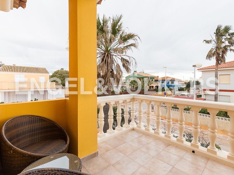 Foto 18ef9936-a95a-47f2-9e0f-c94830498d1f. Casa amb calefacció aparcament piscina a El Marenyet Cullera