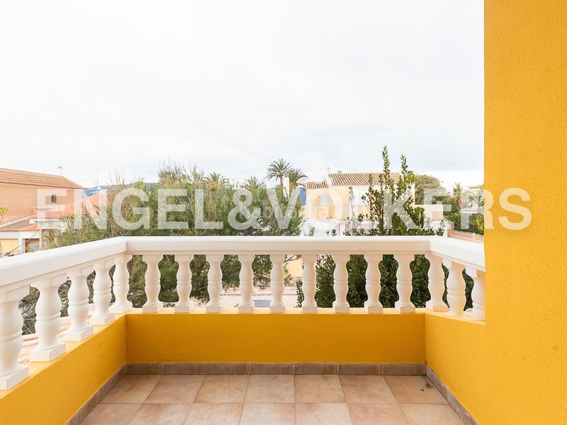 Foto c85bc3fb-4ab6-49c7-aed0-1a7851e9fd77. Casa amb calefacció aparcament piscina a El Marenyet Cullera
