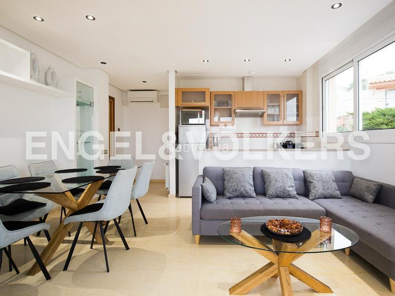 Foto c52ab9ce-e548-4c2f-aacc-dce4a6c1ada6. Affitto casale con riscaldamento parcheggio piscina in Torrent