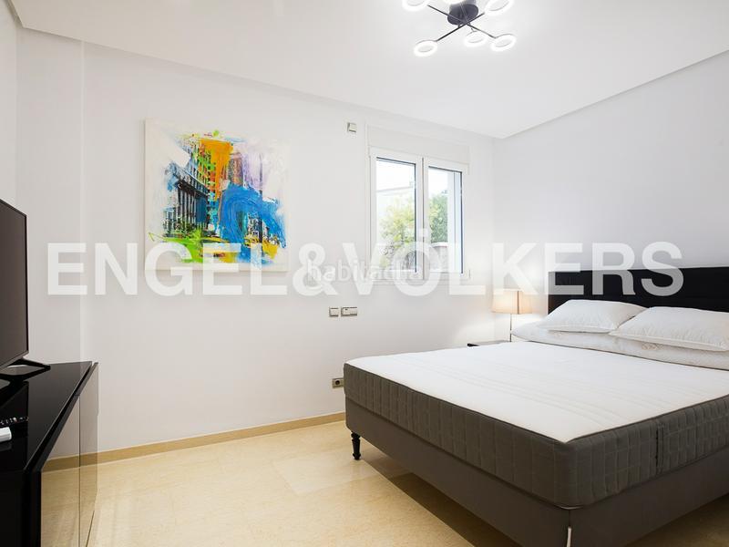 Foto f40f503a-66b1-481d-b723-b19ab2c64fc1. Affitto casale con riscaldamento parcheggio piscina in Torrent