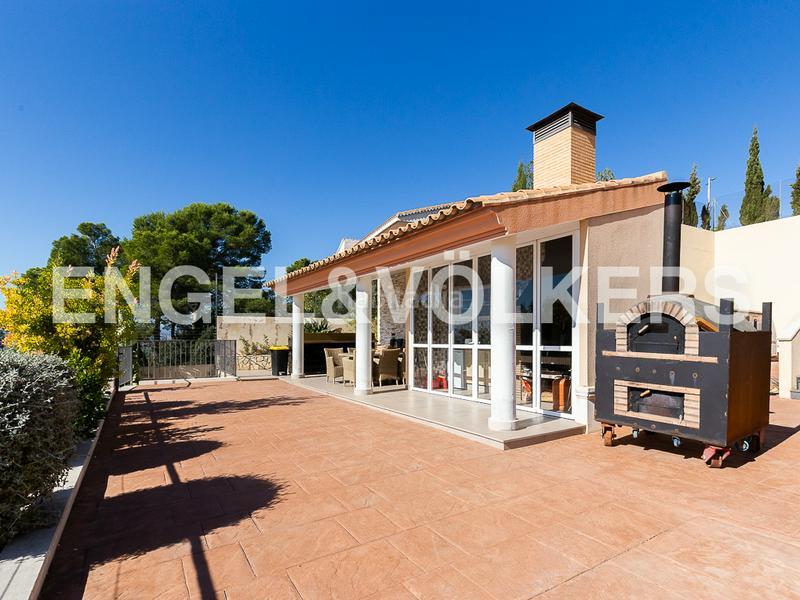 Foto 5042a0f1-4d8e-4340-8360-20e97472da5f. Alquiler masía exclusividad y lujo en calicanto en Torrent