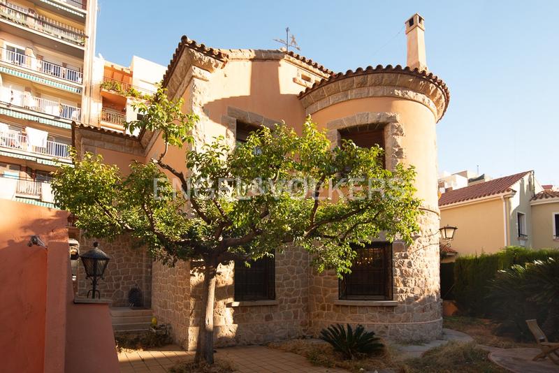 Foto 280c2878-6a56-4699-94da-d77a0bec3df3. House with heating parking in Zona Avenida del Mar Castellón de la Plana