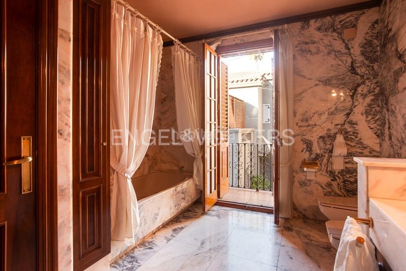 Foto 4e34cb9b-84eb-40ff-bdc8-ef023f23fe5f. House with heating parking in Zona Avenida del Mar Castellón de la Plana