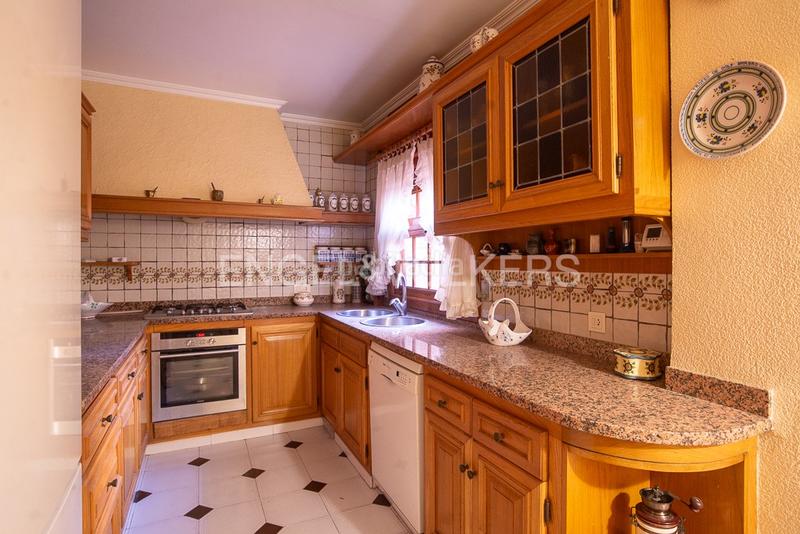 Foto 5b462c0c-0389-4b99-8b23-e7c81aab1e54. House with heating parking in Zona Avenida del Mar Castellón de la Plana