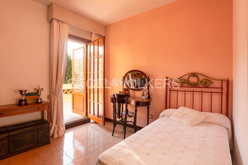 Foto 81616e16-db9b-44f9-9941-fa6775b713a3. House with heating parking in Zona Avenida del Mar Castellón de la Plana