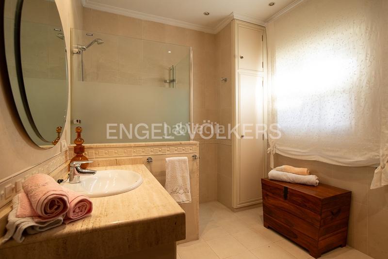 Foto f590ec62-9543-44c7-9a99-514b909d07ab. House with heating parking in Zona Avenida del Mar Castellón de la Plana