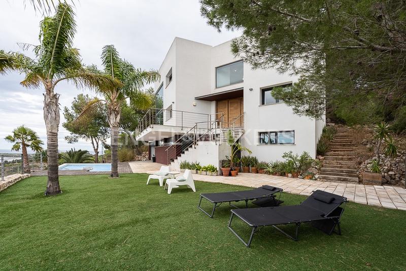 Foto 9d270d1a-bdc6-4517-92b7-99118edd48c9. Lloguer casa amb calefacció piscina a Bonavista-Lago San Lorenzo Cullera