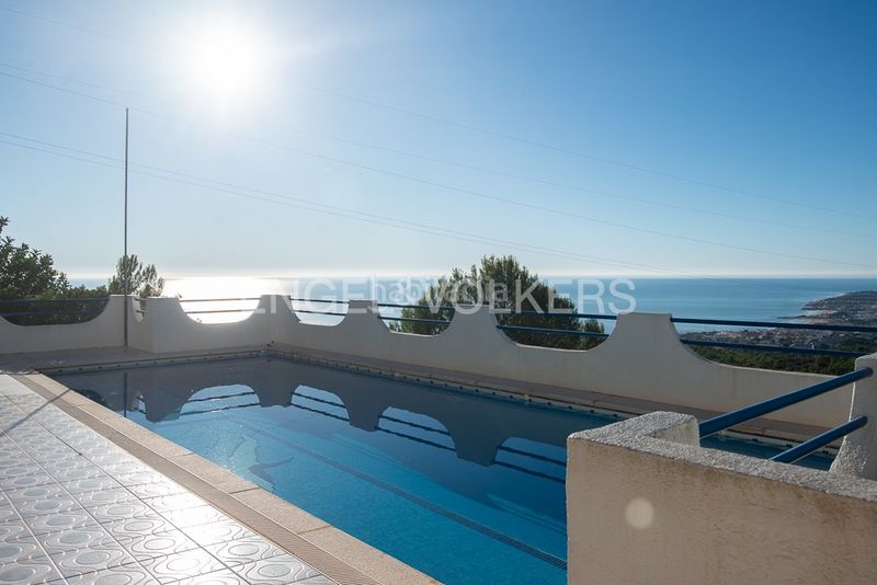 Foto 1180269d-f587-448c-b95e-efb6ef6442be. Casa amb calefacció piscina a Alcossebre