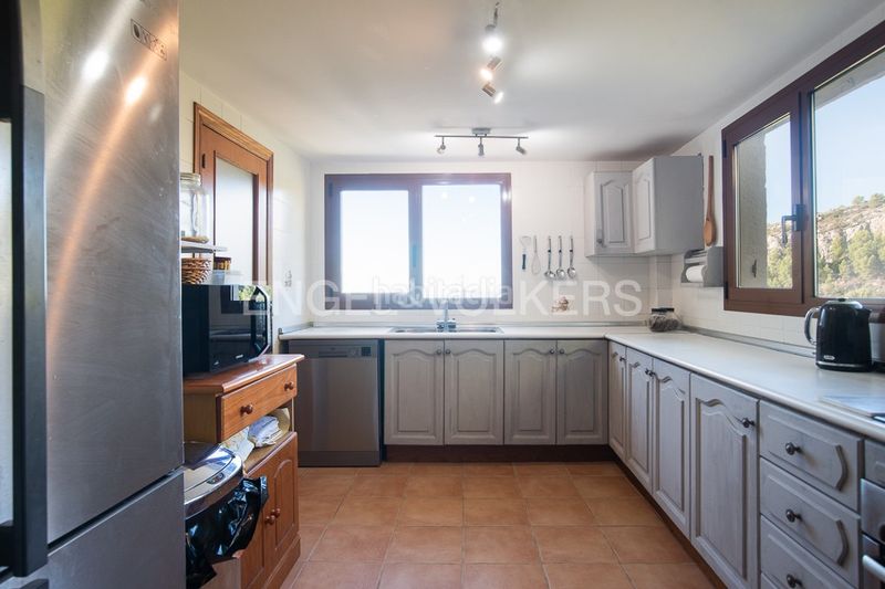 Foto 7f45ec52-4443-4476-abb4-642393e75c38. Casa amb calefacció piscina a Alcossebre