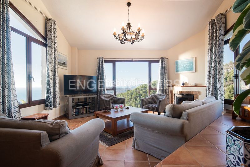 Foto 9700e271-c83b-4908-8b81-fd16de76e003. Casa amb calefacció piscina a Alcossebre