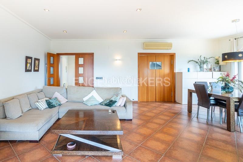 Foto 81df6f41-863a-4d7f-b555-037ca76a1dfd. Casa villa exclusiva en monte solana en Pedreguer