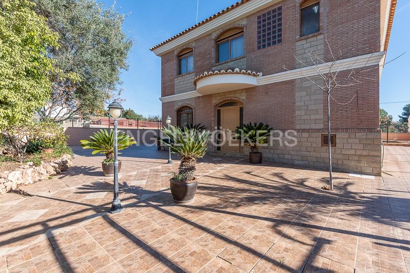 Foto e7ccbc5b-6c35-4019-975b-0c8e88eed4cf. Haus mit heizung parking pool in Corralet-Bonanza-Tres Rutas Náquera