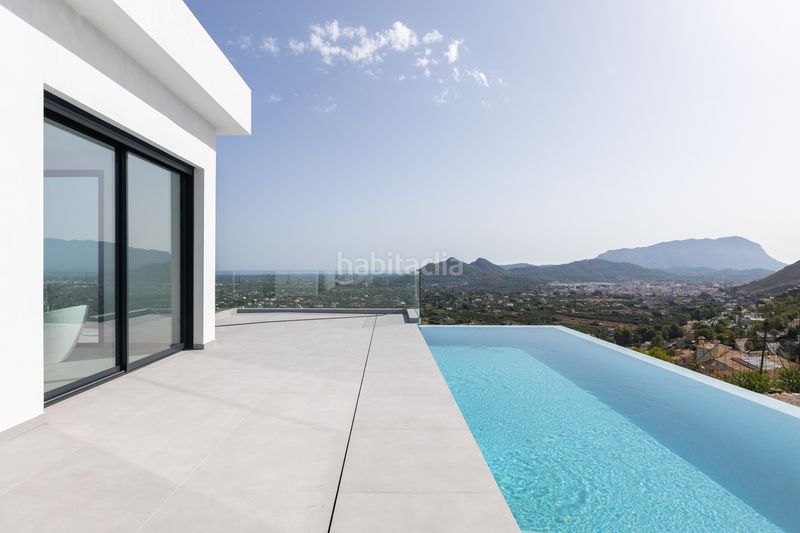 Foto 67a5c577-e0bf-428b-b33f-974046d26f9c. Casa amb calefacció aparcament piscina a Monte Solana Pedreguer