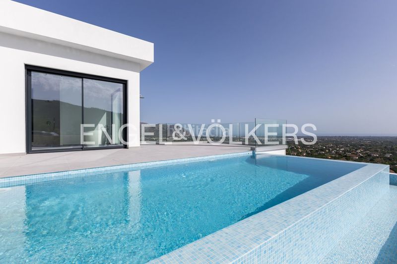 Foto da3fded6-8191-455a-9de2-abcee7ebc4b6. Casa amb calefacció aparcament piscina a Monte Solana Pedreguer